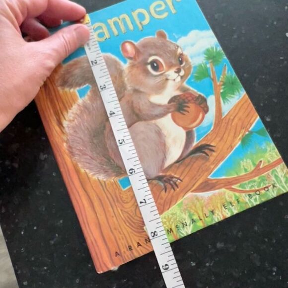 Vintage Scamper the Squirrel Children’s picture book mini 1959 Rand McNally - Picture 8 of 9